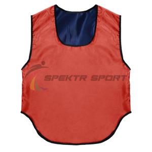 Купить Манишка футбольная двусторонняя Spektr Sport красно-синяя р. 36-40 в Болгаре 